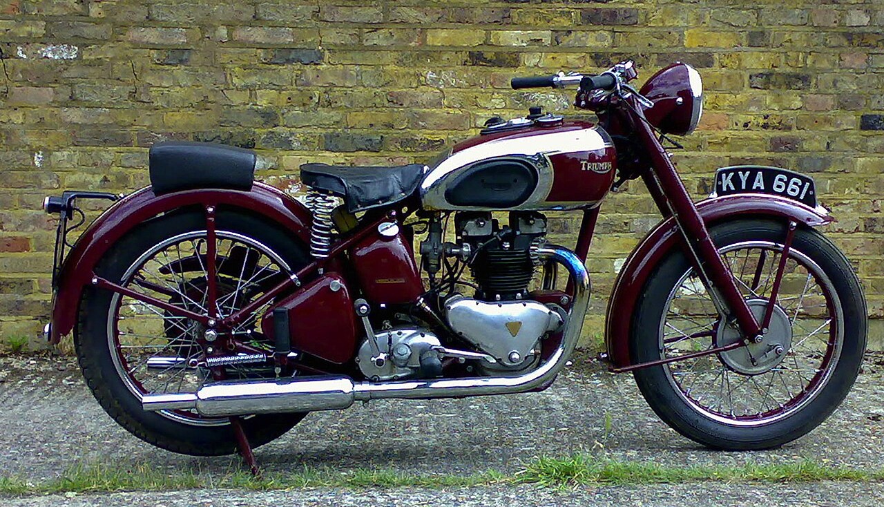 Original Triumph Speed Twin at the London Motorcycle Museum